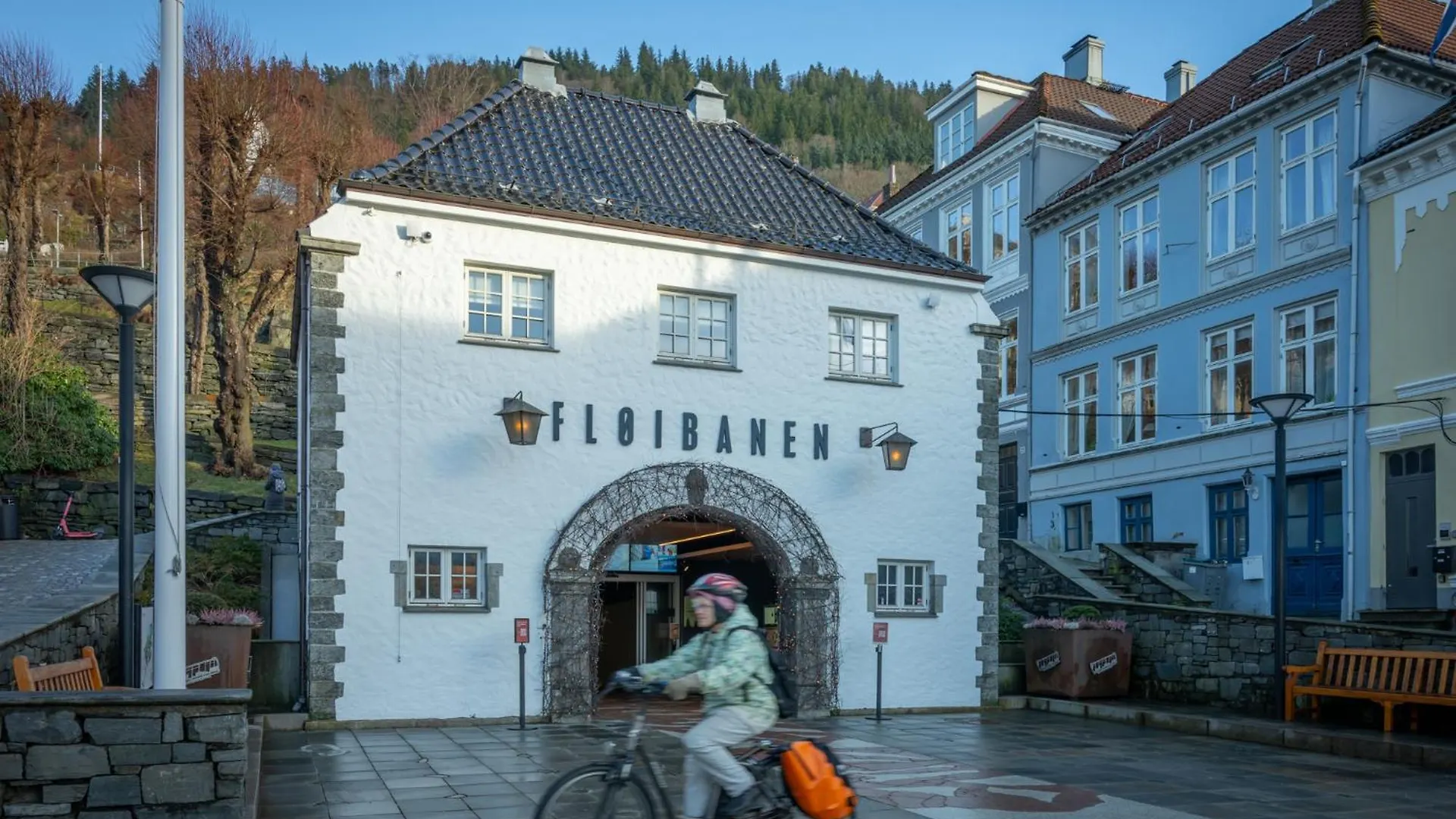 Central And Historic 2Br - 300M To Bryggen برغن شقة