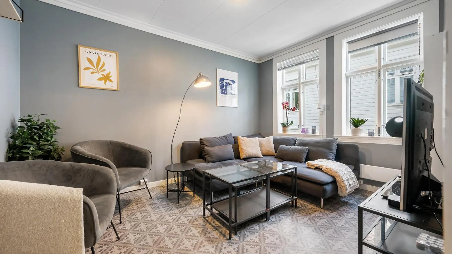 Central And Historic 2Br - 300M To Bryggen برغن شقة